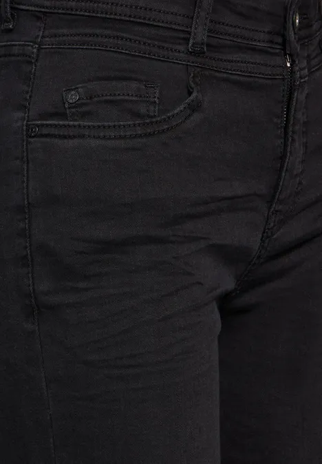 Straight Leg Jeans deep black wash