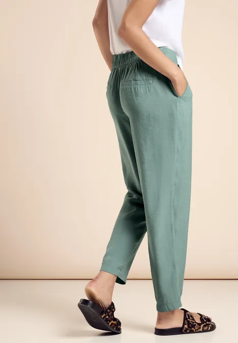Hose im Loose Fit seafoam green