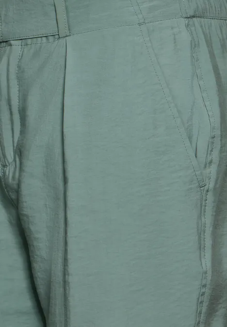 Hose im Loose Fit seafoam green