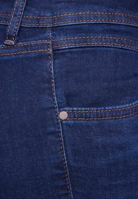 Jeans im Slim Fit dark indigo slightly wash