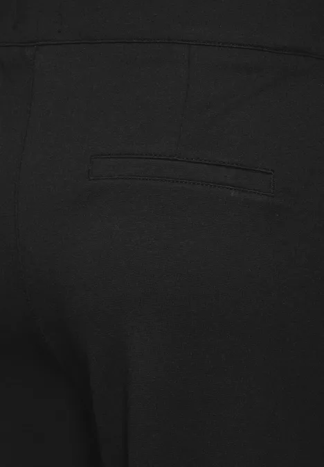 Hose im Casual Fit Black