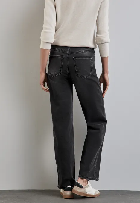Jeans im Loose Fit Black washed