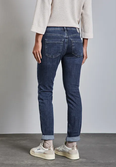 Jeans im Casual Fit authentic indigo wash