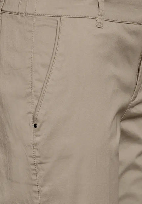 Weiche Chino safari beige
