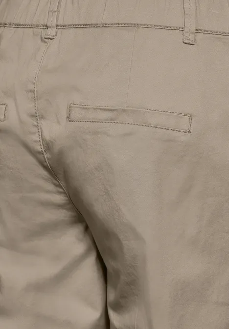 Weiche Chino safari beige