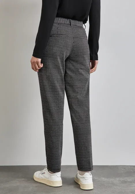 Karierte Chino Black