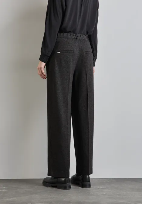 Straight Leg Hose Black