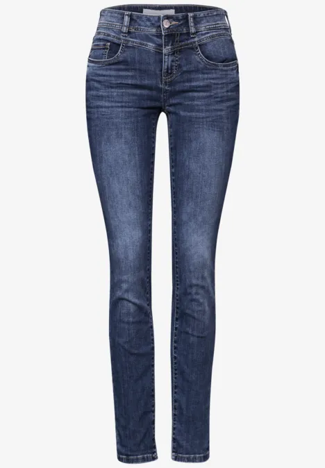 Jeans im Slim Fit Mid Blue Wash Jeans im Slim Fit Mid Blue Wash