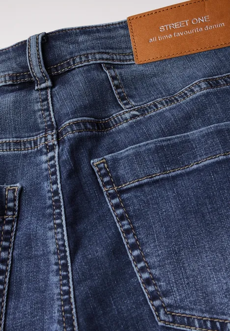 Jeans im Slim Fit Mid Blue Wash Jeans im Slim Fit Mid Blue Wash