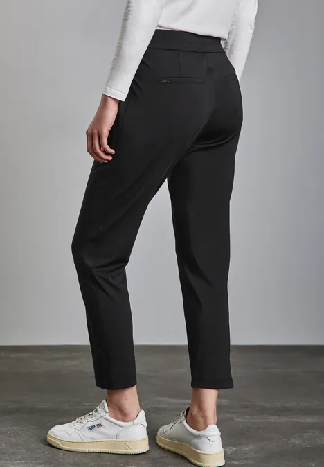 Hose im Loose Fit Black