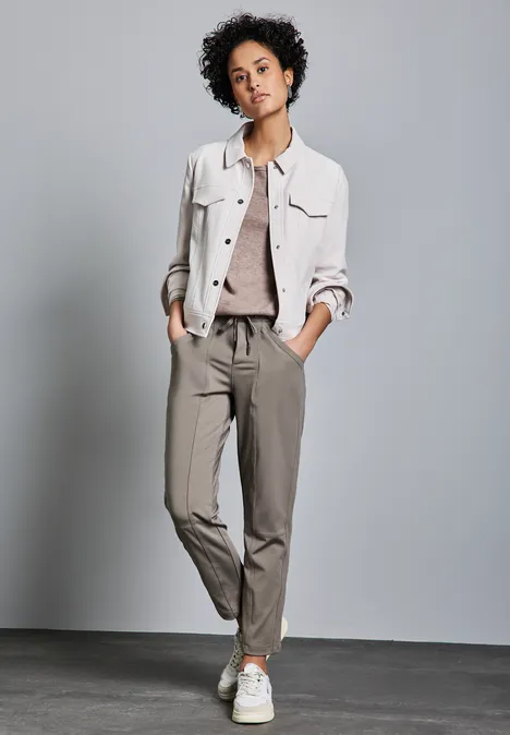 Hose im Loose Fit ashen maple beige