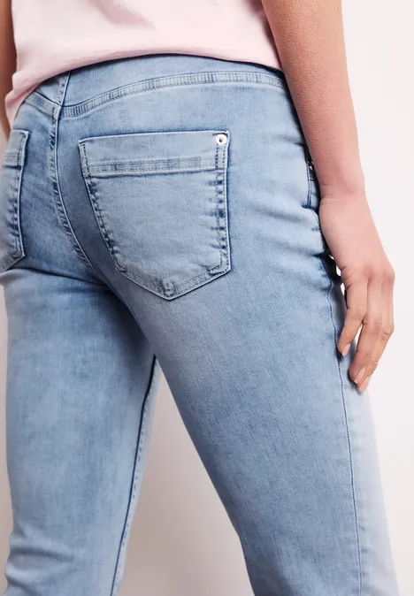 7/8 jeans in een casual pasvorm Ultra Bleach Random Washed