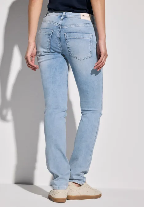 Jeans im Casual Fit Super Bleach washed