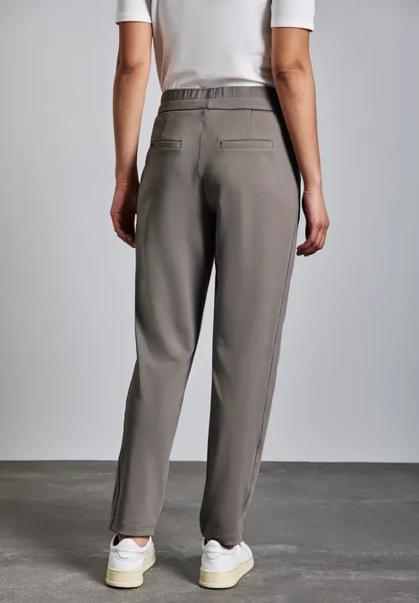 Hose im Loose Fit ashen maple beige