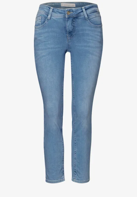Jeans 7/8 en coupe casual Light blue washed