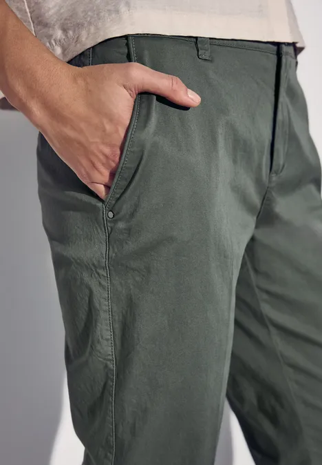 Softe Twill Chino muse green