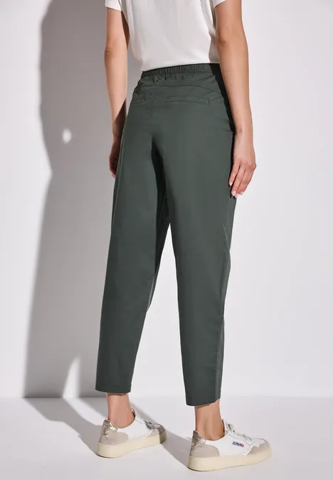 Pantalon au look cargo marshy green