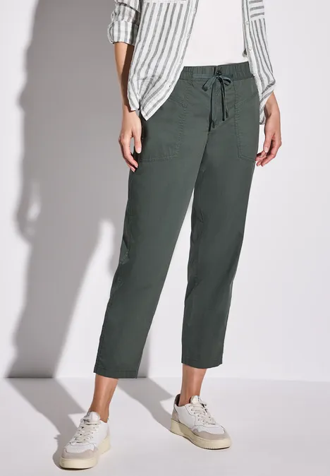 Pantalon au look cargo marshy green