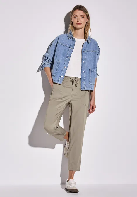 Pantalon au look cargo buff grey