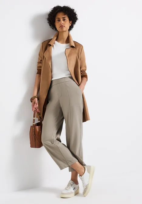 Pantalon droit 7/8 en sergé buff grey