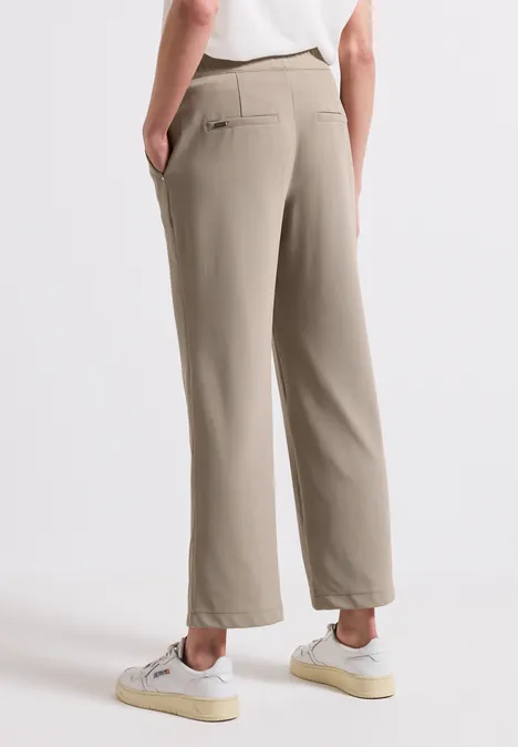Pantalon en sergé Straight Legs buff grey