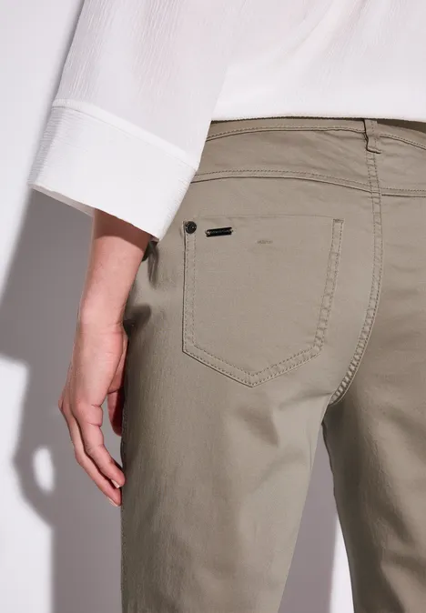 7/8-Satinhose buff grey