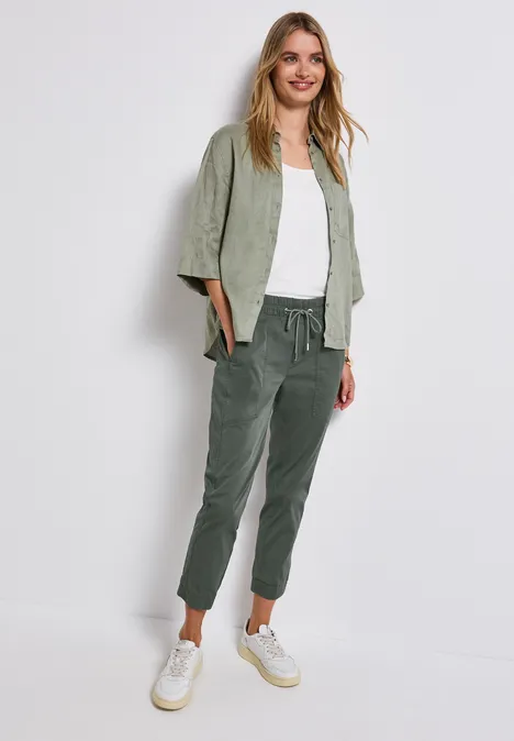 Hose im Loose Fit muse green