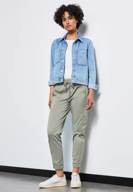 Hose im Loose Fit pastel green