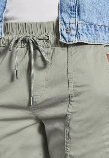 Hose im Loose Fit pastel green