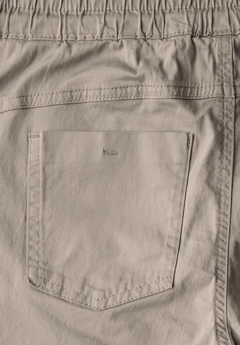 Hose im Loose Fit buff grey
