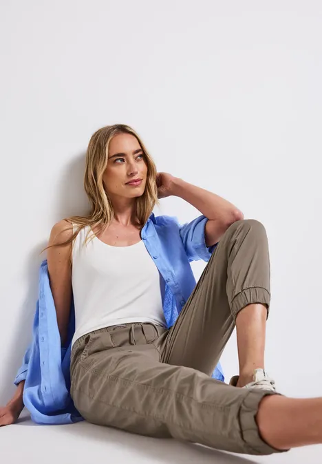 Hose im Loose Fit stone brown