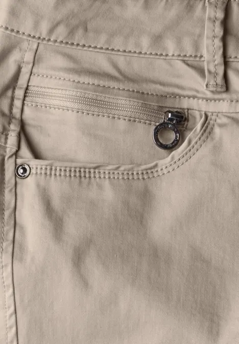 Satin Bermuda mit Zipper buff grey