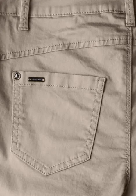 Satin Bermuda mit Zipper buff grey