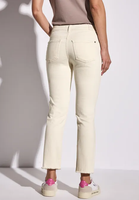 Straight Leg Jeans Ecru washed