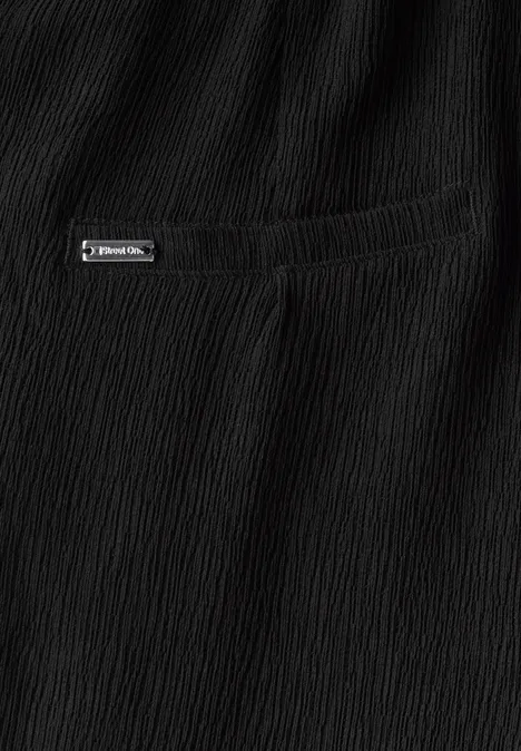 Jumpsuit mit Struktur Black
