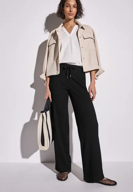 Wide Leg Hose mit Struktur Black