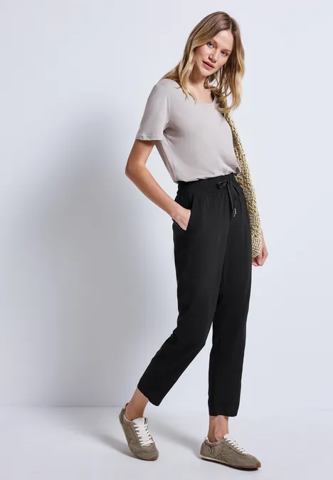 Loose Fit Hose Black