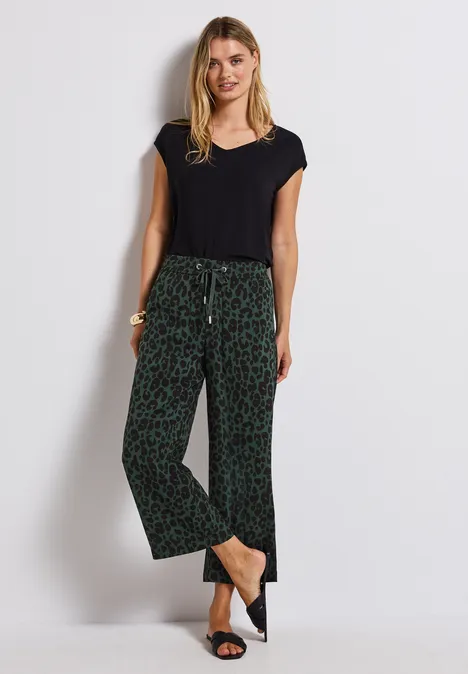 Wide Leg Hose mit Leo-Print mid green