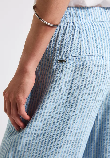 Gestreifte Seersucker Hose original blue