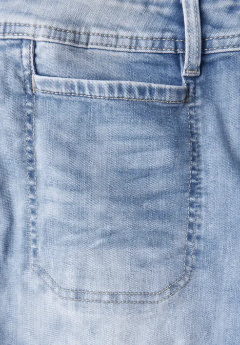 Straight Leg Jeans Light Blue Washed