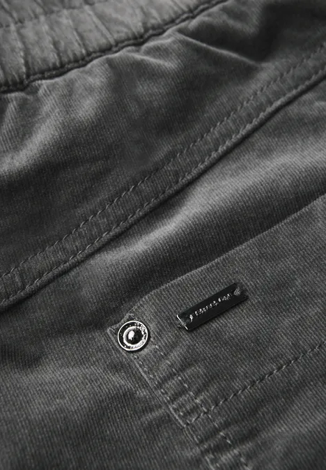 Loose Fit Cordhose concrete grey