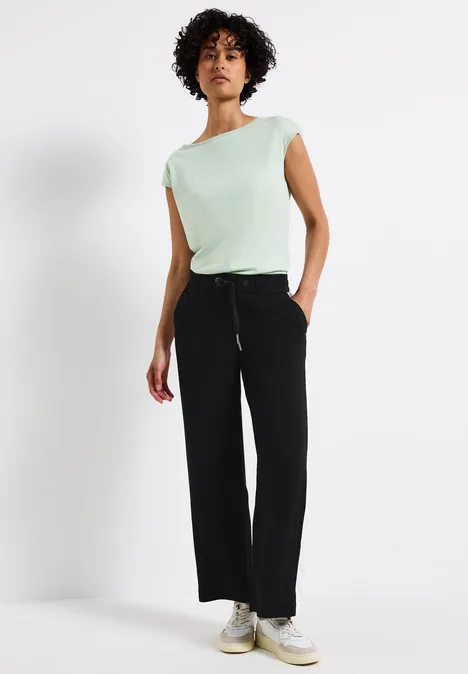Straight Leg Hose Black