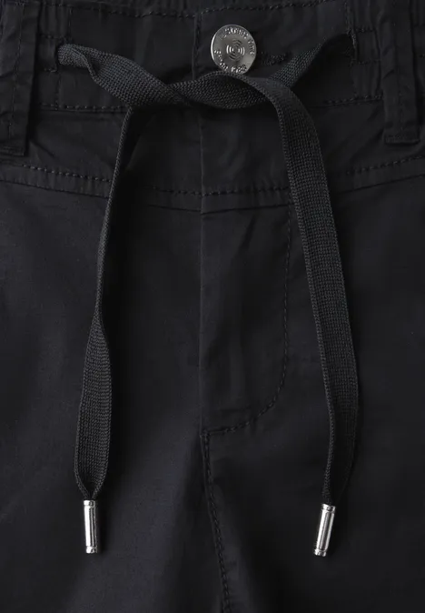 Bermuda mit String-Detail Black
