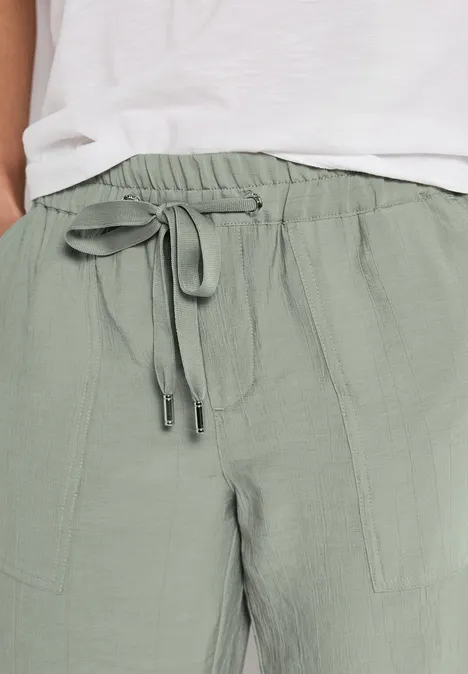 Loose Fit Hose mit Struktur dusty milky green