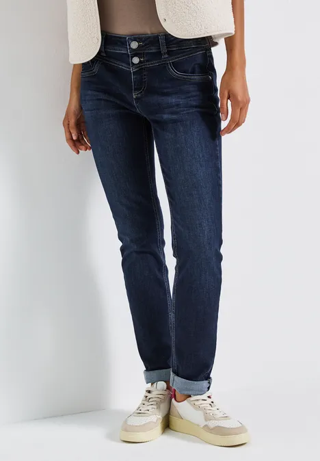 Casual jeans deep indigo soft washed
