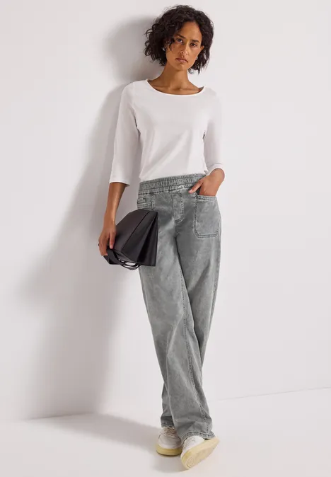 Jeans mit Elastikbund Light Grey Washed Jeans mit Elastikbund Light Grey Washed