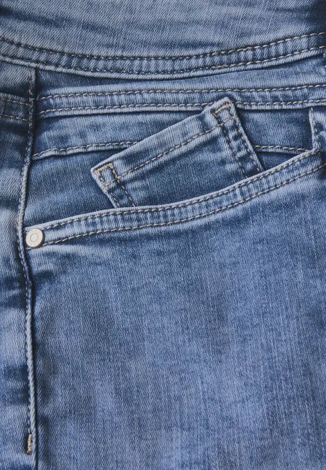 Casual Fit Jeans Light Blue Random washed