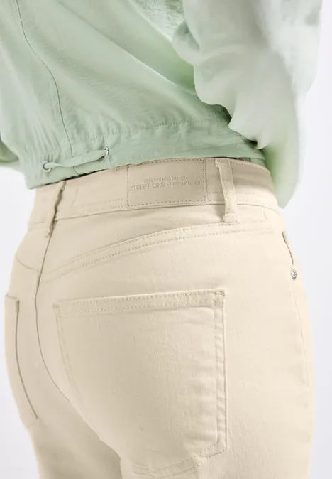 Straight Leg Jeans Ecru washed