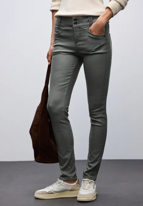 Slim Fit Coated Hose balsam green
