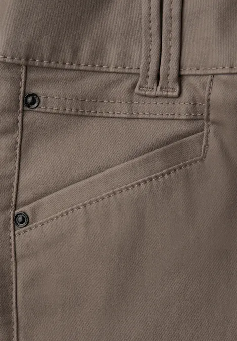 Slim Fit Coated Hose silk brown